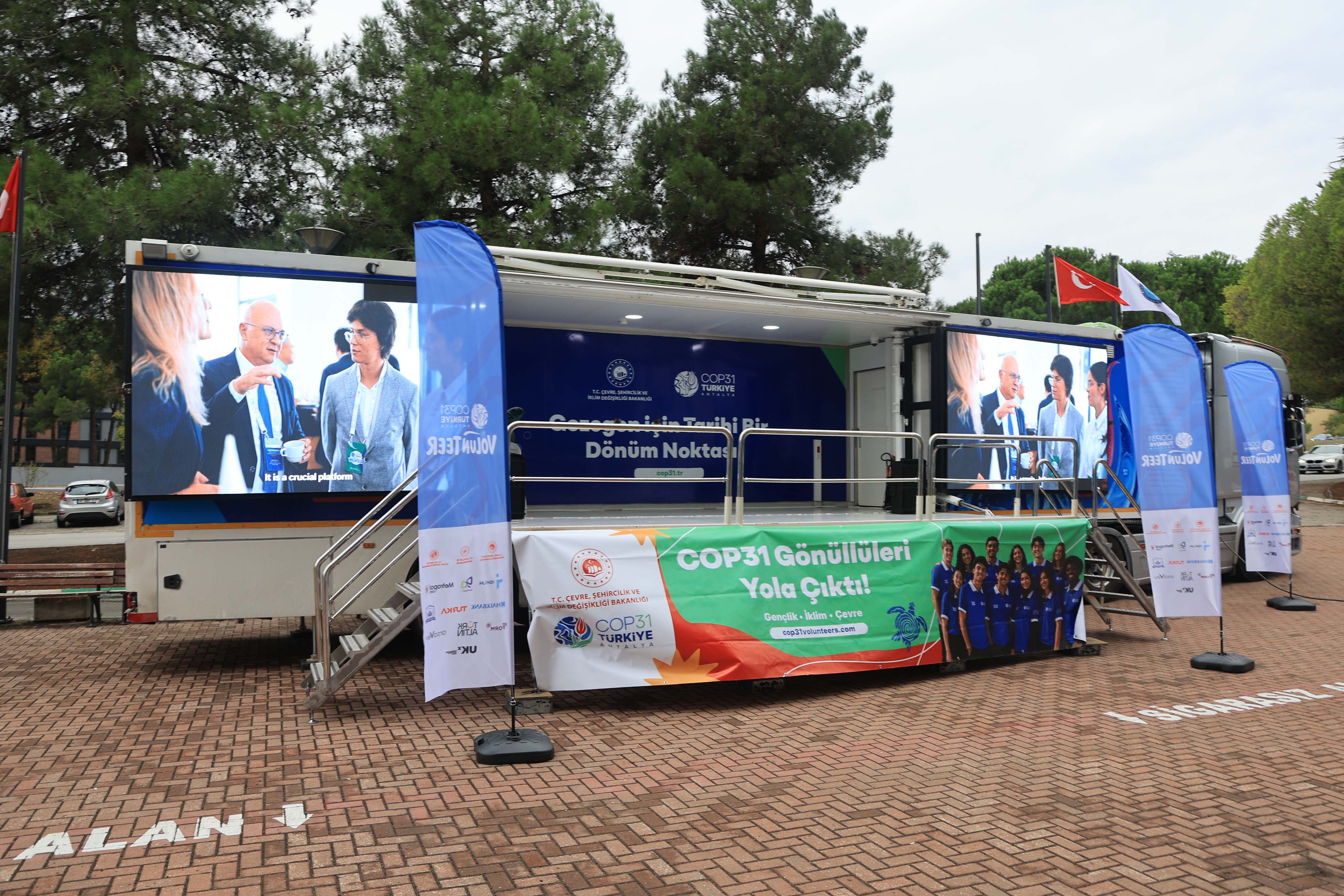 BUÜ’de COP31 zirvesi öncesi iklim ve gençlik paneli düzenlendi